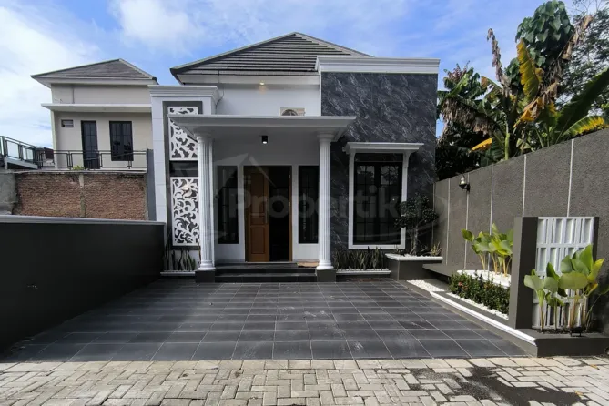 Rumah 2 Lantai Sleman Dekat Pemda Sleman